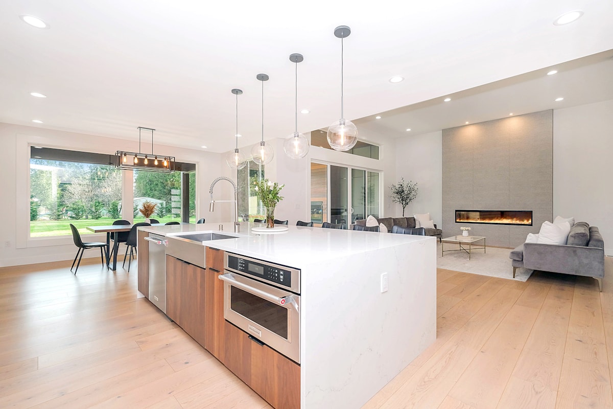 Encimera Silestone blanca cocina abierta Madrid